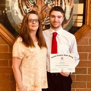 Meet your Posher, Bobbie